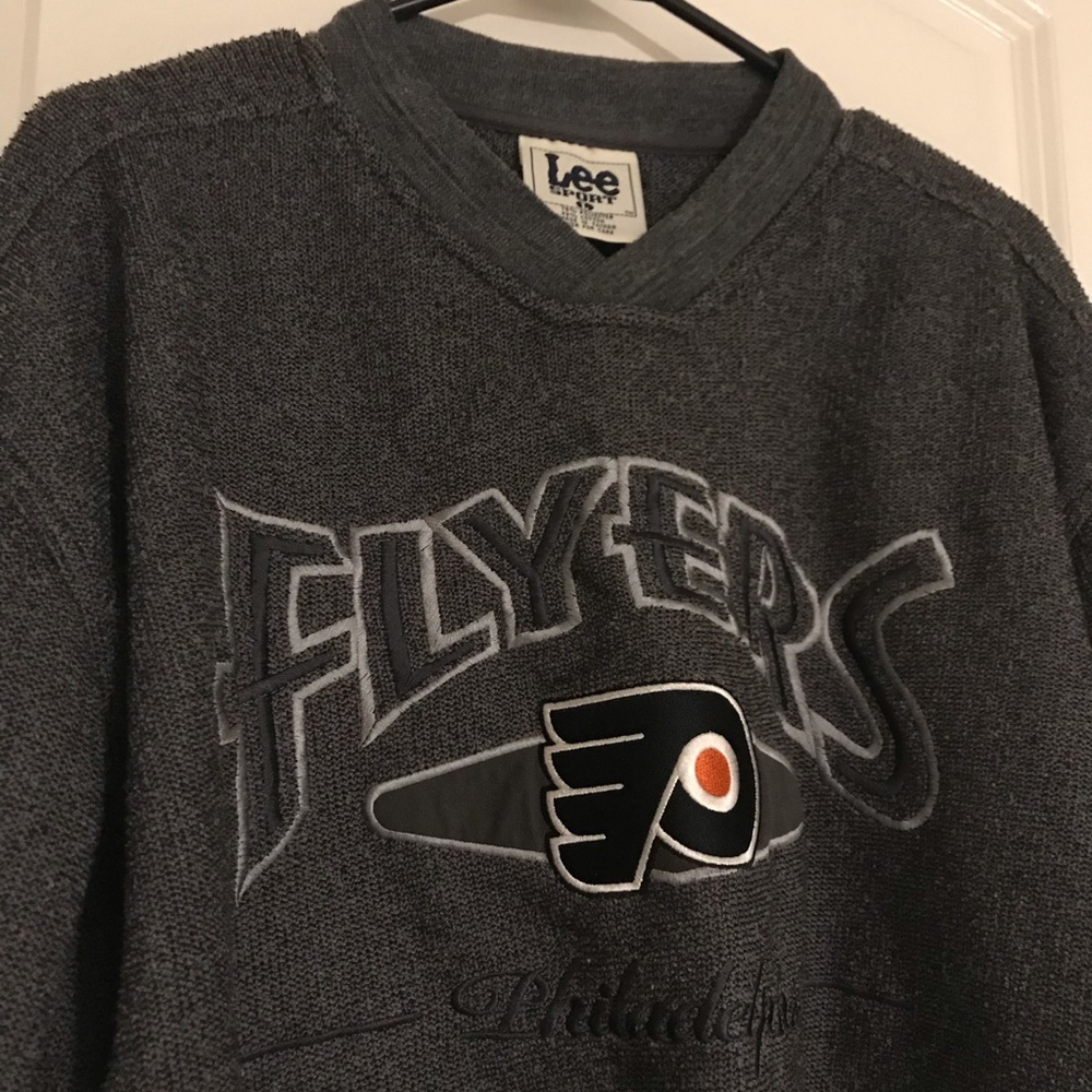 Vintage embroidered knit flyers Lee sport sweater